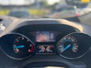 Ford Kuga 2.0 TDCi Zetec Powershift AWD Euro 5 5dr 8