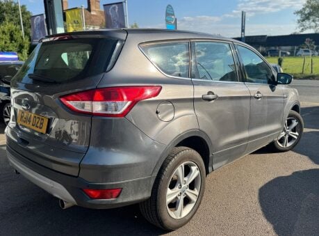 Ford Kuga 2.0 TDCi Zetec Powershift AWD Euro 5 5dr 4
