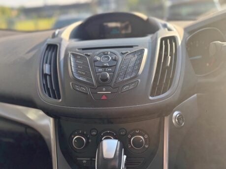 Ford Kuga 2.0 TDCi Zetec Powershift AWD Euro 5 5dr 10