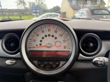 Mini Hatch 1.6 One Euro 5 3dr 11