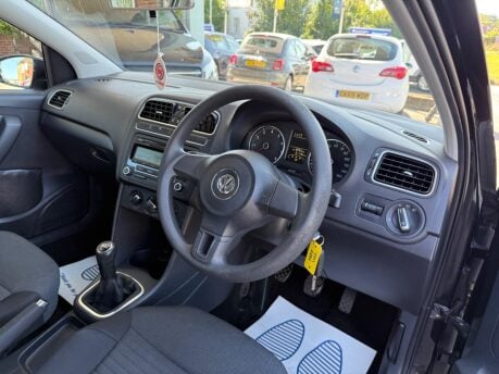 Volkswagen Polo 1.4 SE Euro 5 3dr 29