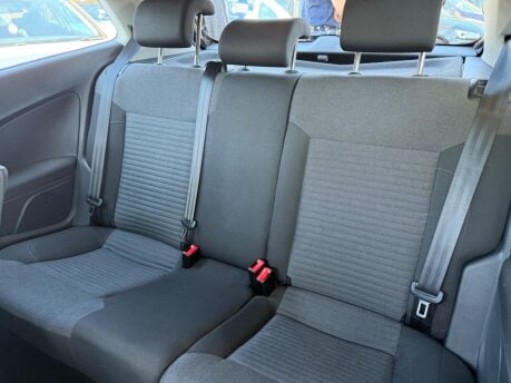 Volkswagen Polo 1.4 SE Euro 5 3dr 31