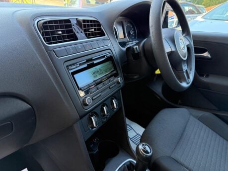 Volkswagen Polo 1.4 SE Euro 5 3dr 33
