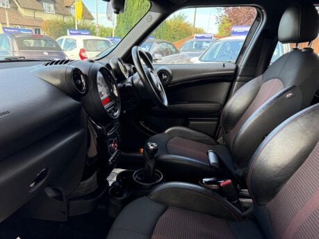 Mini Countryman 1.6 One D Euro 5 (s/s) 5dr 35