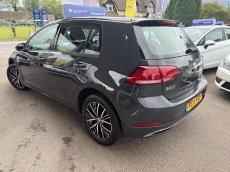 Volkswagen Golf 1.6 TDI BlueMotion Tech SE Nav Euro 6 (s/s) 5dr 6