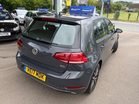 Volkswagen Golf 1.6 TDI BlueMotion Tech SE Nav Euro 6 (s/s) 5dr 10