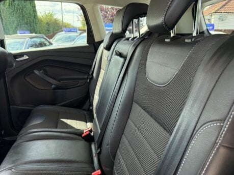 Ford Kuga 2.0 TDCi Titanium Sport 2WD Euro 6 (s/s) 5dr 37