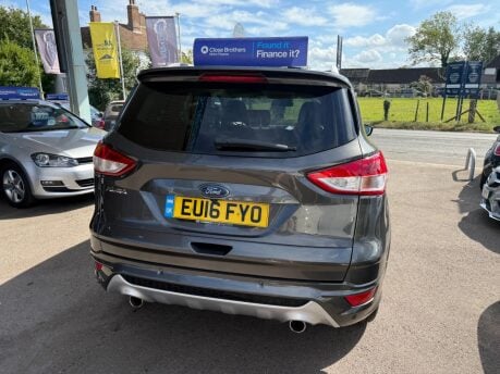 Ford Kuga 2.0 TDCi Titanium Sport 2WD Euro 6 (s/s) 5dr 9