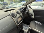 Dacia Sandero Stepway 0.9 TCe Laureate Euro 5 5dr 12