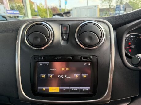 Dacia Sandero Stepway 0.9 TCe Laureate Euro 5 5dr 20