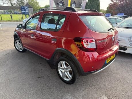 Dacia Sandero Stepway 0.9 TCe Laureate Euro 5 5dr 5