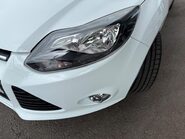 Ford Focus 1.6 Zetec Euro 5 5dr 40