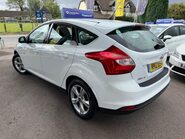 Ford Focus 1.6 Zetec Euro 5 5dr 12