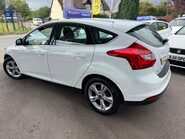 Ford Focus 1.6 Zetec Euro 5 5dr 7