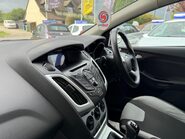 Ford Focus 1.6 Zetec Euro 5 5dr 19
