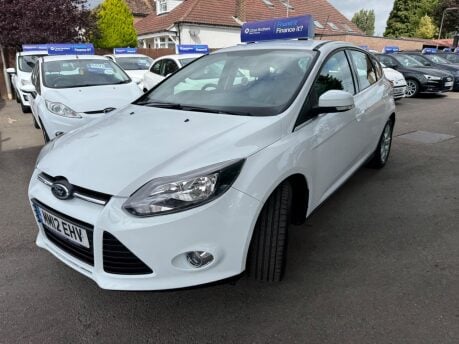 Ford Focus 1.6 Zetec Euro 5 5dr 11