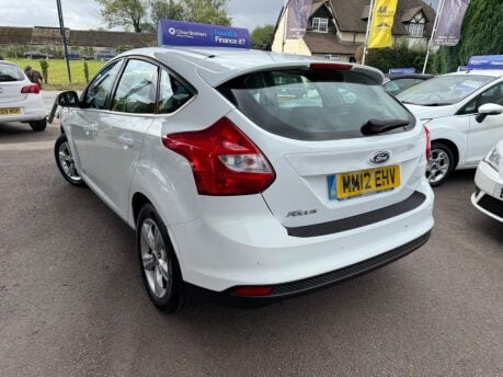 Ford Focus 1.6 Zetec Euro 5 5dr 13