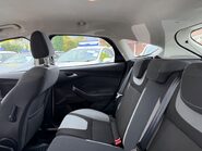 Ford Focus 1.6 Zetec Euro 5 5dr 28