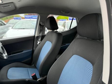 Hyundai i10 1.0 Premium Euro 5 5dr 34