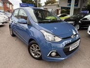 Hyundai i10 1.0 Premium Euro 5 5dr 9