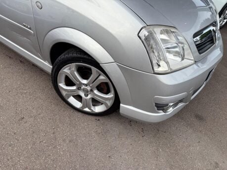 Vauxhall Meriva 1.6i 16v Design 5dr (a/c) 29