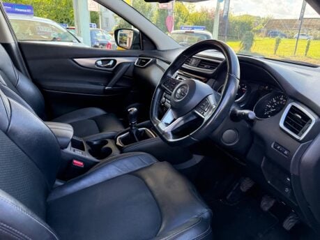 Nissan Qashqai 1.5 dCi Tekna Euro 6 (s/s) 5dr 13