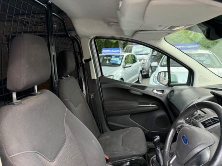 Ford Transit Courier 1.6 TDCi Trend L1 Euro 5 5dr 9