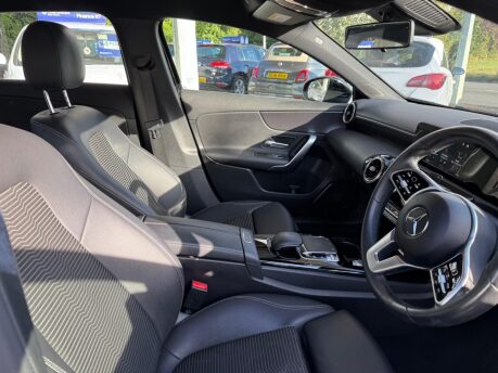 Mercedes-Benz A Class 1.5 A180d Sport 7G-DCT Euro 6 (s/s) 5dr 10
