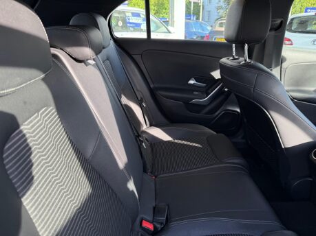 Mercedes-Benz A Class 1.5 A180d Sport 7G-DCT Euro 6 (s/s) 5dr 9
