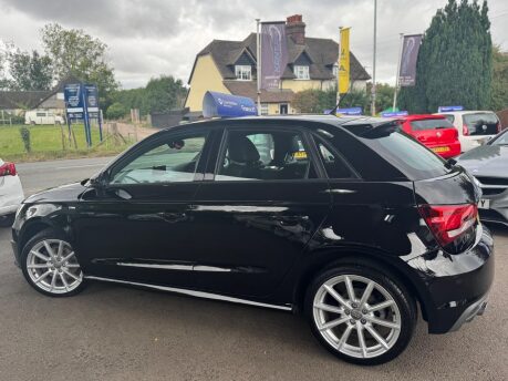 Audi A1 1.6 TDI S line Sportback Euro 6 (s/s) 5dr (Nav) 4