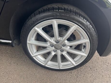 Audi A1 1.6 TDI S line Sportback Euro 6 (s/s) 5dr (Nav) 16