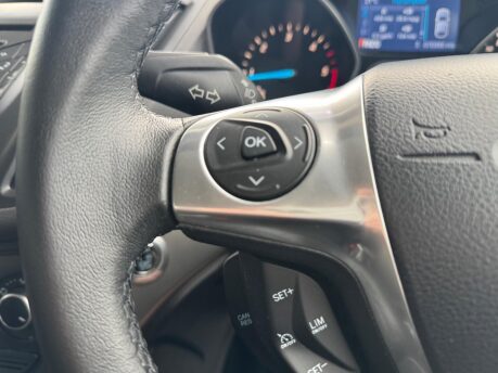 Ford Kuga 2.0 TDCi Zetec Powershift AWD Euro 5 5dr 21
