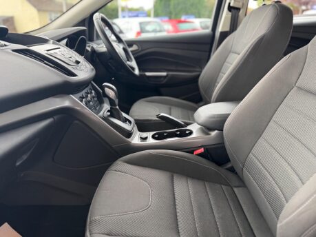 Ford Kuga 2.0 TDCi Zetec Powershift AWD Euro 5 5dr 32