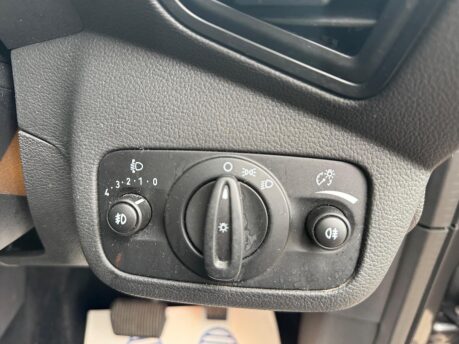 Ford Kuga 2.0 TDCi Zetec Powershift AWD Euro 5 5dr 19