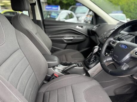 Ford Kuga 2.0 TDCi Zetec Powershift AWD Euro 5 5dr 27