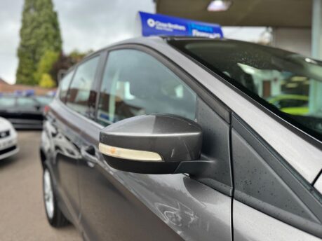 Ford Kuga 2.0 TDCi Zetec Powershift AWD Euro 5 5dr 13