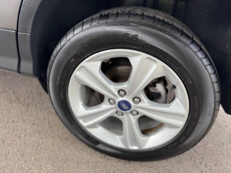 Ford Kuga 2.0 TDCi Zetec Powershift AWD Euro 5 5dr 16