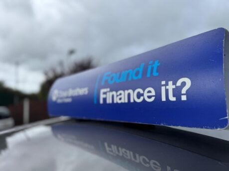 Ford Kuga 2.0 TDCi Zetec Powershift AWD Euro 5 5dr 10
