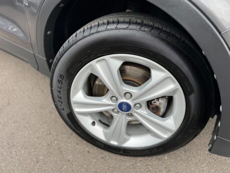 Ford Kuga 2.0 TDCi Zetec Powershift AWD Euro 5 5dr 14