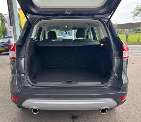 Ford Kuga 2.0 TDCi Zetec Powershift AWD Euro 5 5dr 34