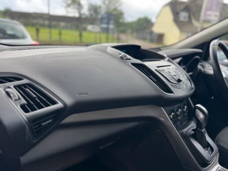 Ford Kuga 2.0 TDCi Zetec Powershift AWD Euro 5 5dr 33