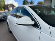 Vauxhall Insignia 2.0 CDTi ecoFLEX Exclusiv Euro 5 (s/s) 5dr 10