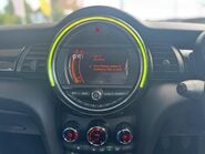 Mini Hatch 1.5 Cooper Euro 6 (s/s) 3dr 25