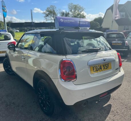 Mini Hatch 1.5 Cooper Euro 6 (s/s) 3dr 5