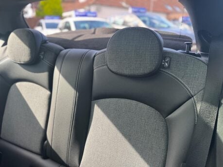 Mini Hatch 1.5 Cooper Euro 6 (s/s) 3dr 31
