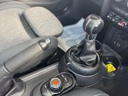 Mini Hatch 1.5 Cooper Euro 6 (s/s) 3dr 26