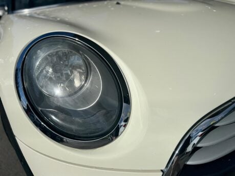 Mini Hatch 1.5 Cooper Euro 6 (s/s) 3dr 11