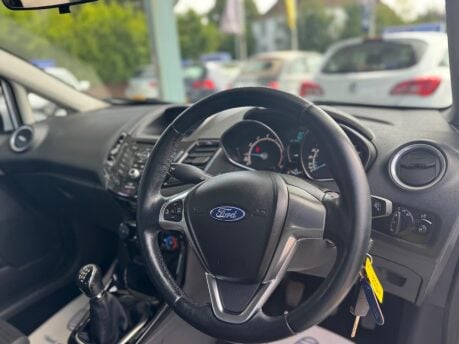 Ford Fiesta 1.25 Zetec Euro 6 5dr 27