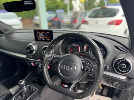 Audi A3 1.4 TFSI S line Euro 6 (s/s) 3dr (Nav) 24