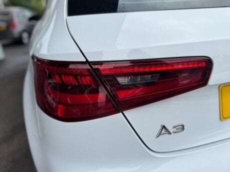 Audi A3 1.4 TFSI S line Euro 6 (s/s) 3dr (Nav) 12